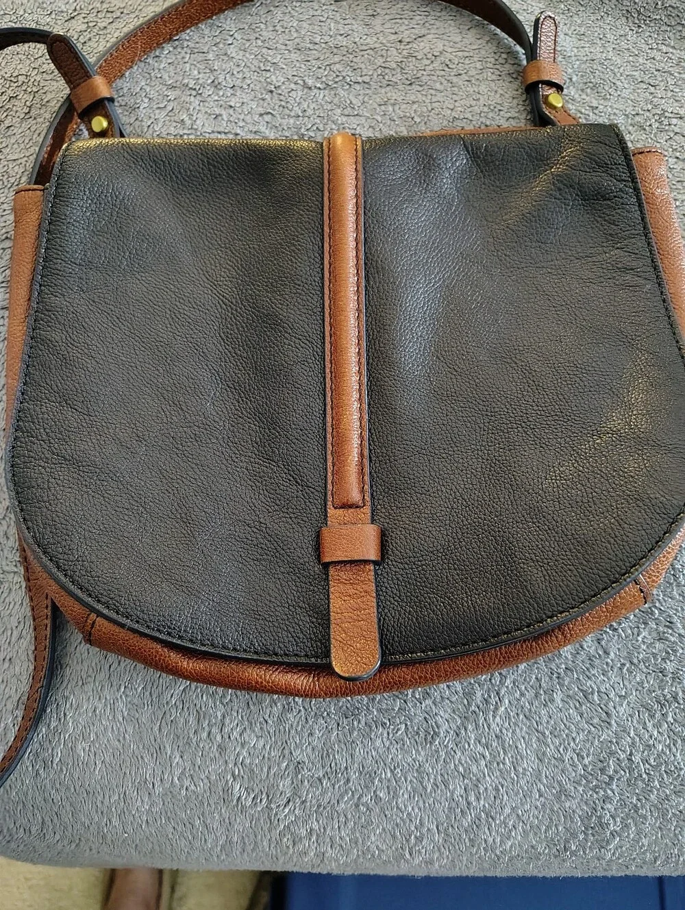 Vintage Fossil Classic Two-Tone Leather Saddle Bag - Black and Brown